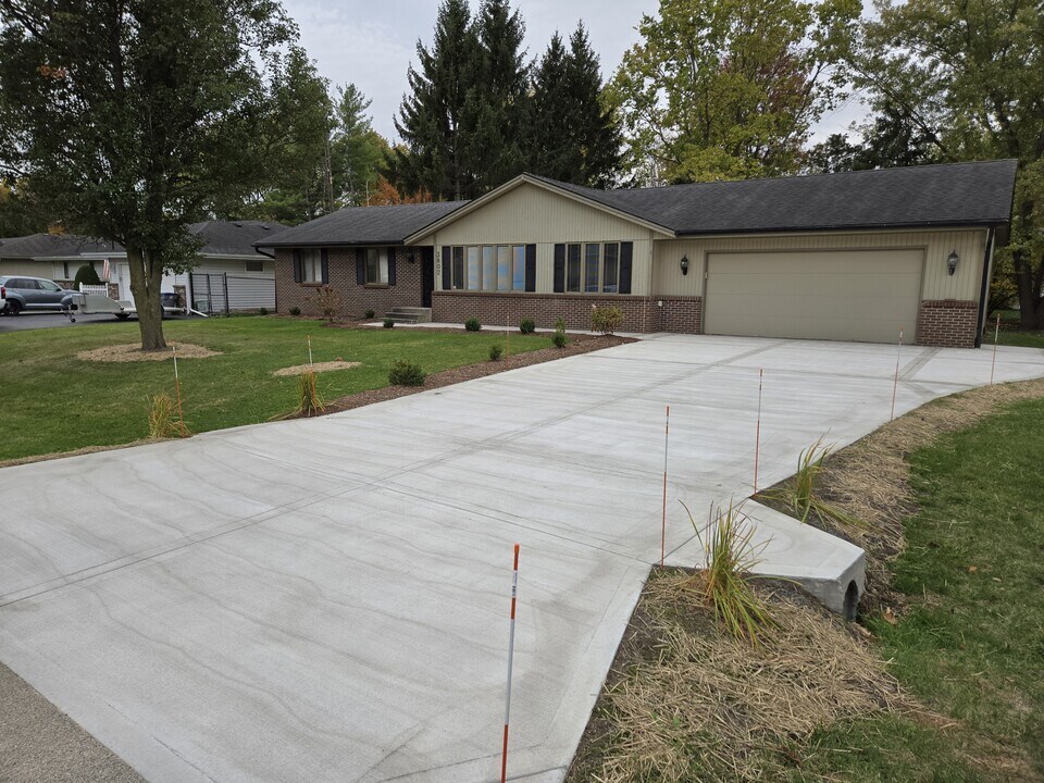 3802 Gnarl Tree Ln in Cherry Valley, IL - Building Photo