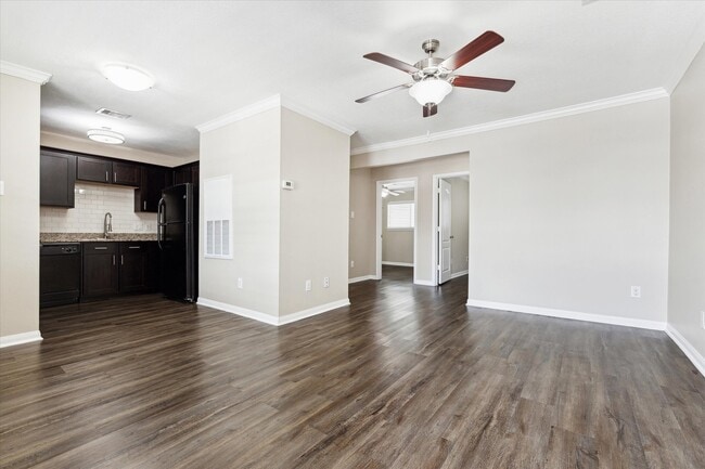 property at 427 W 16th St