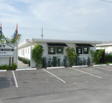 932 Moffett St in Hallandale, FL - Building Photo