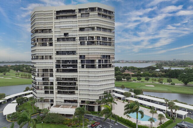 The Consulate in West Palm Beach, FL - Building Photo - Building Photo