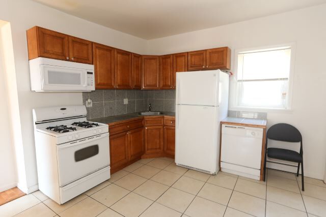 2458 N Clybourn in Chicago, IL - Building Photo - Building Photo