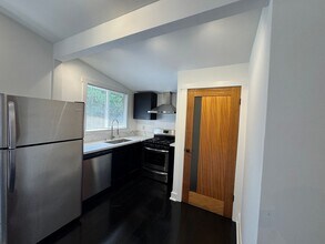 2426 Cincinnati St in Los Angeles, CA - Building Photo - Building Photo