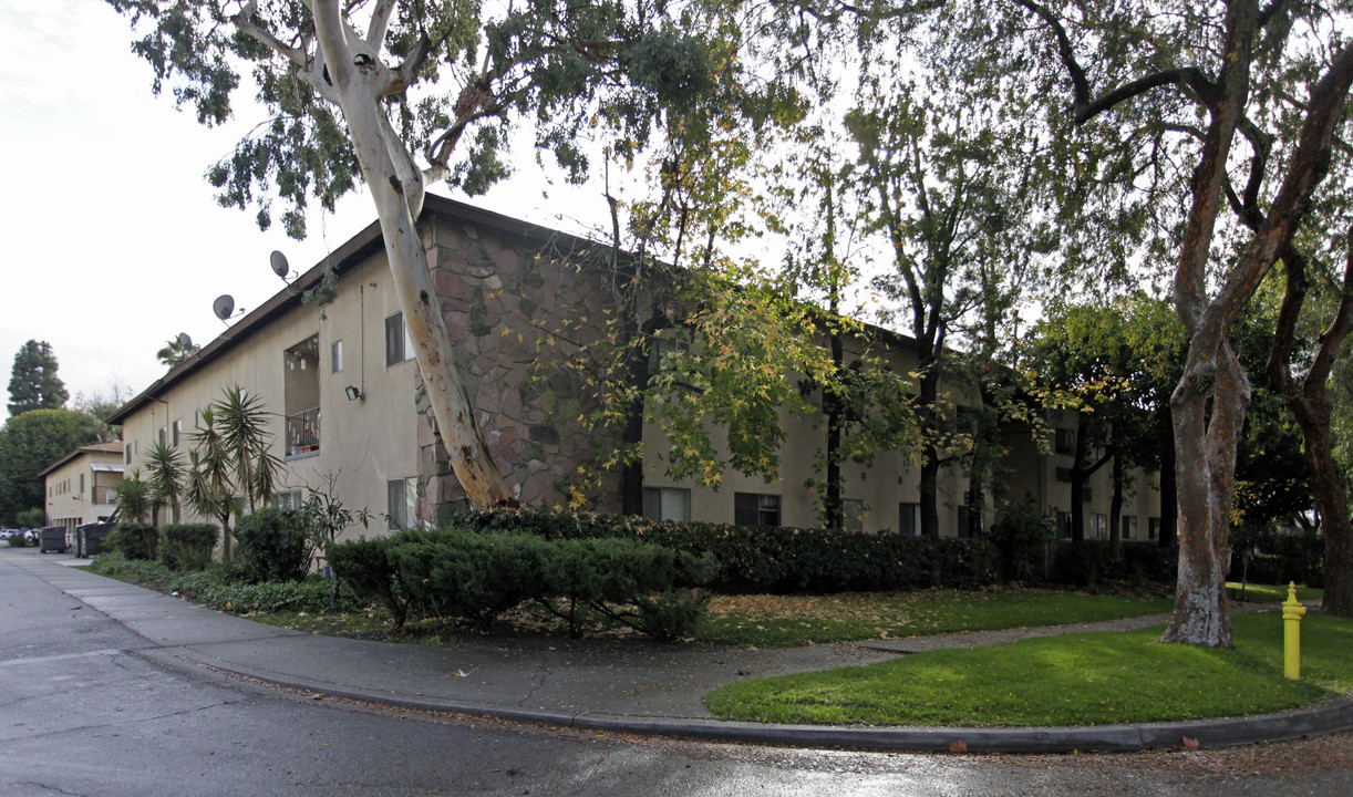 Palmetto Arms in Upland, CA - Building Photo