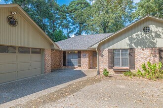 10926 Mosswood Dr in Tyler, TX - Building Photo - Building Photo