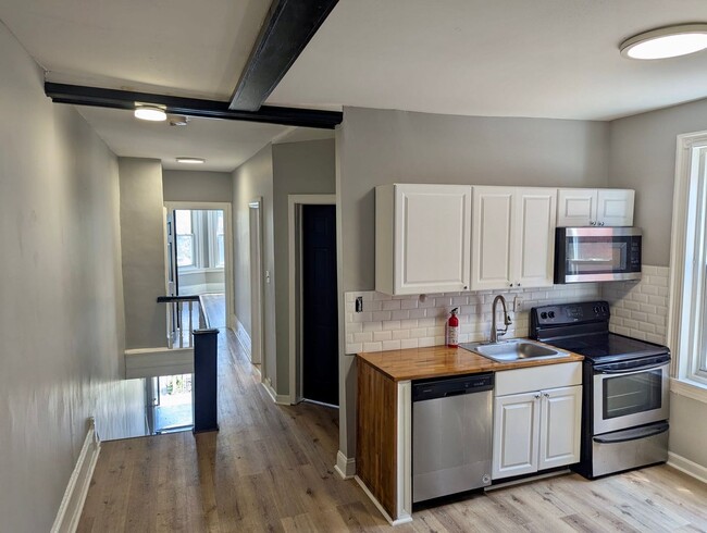 property at 5151 Brown St