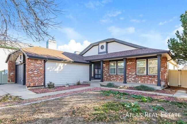 13356 Albion Cir in Thornton, CO - Foto de edificio - Building Photo