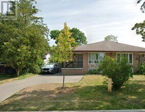 851 Bem Ave in Pickering, ON - Building Photo - Building Photo