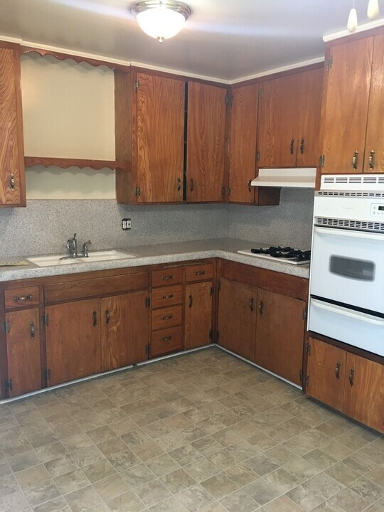 4442 Rosebud Ln-Unit -B in La Mesa, CA - Building Photo