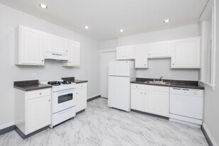 15 Elko St, Unit #1 in Boston, MA - Building Photo