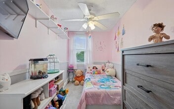5238 Gramercy Dr in Clifton Heights, PA - Building Photo - Building Photo
