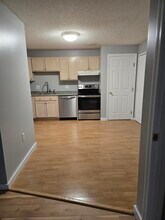 4 Midhurst Rd in Nashua, NH - Building Photo - Building Photo