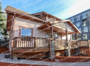 3232 N Michigan Ave in Portland, OR - Building Photo - Building Photo