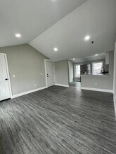 154 Earle St in Central Falls, RI - Building Photo - Building Photo