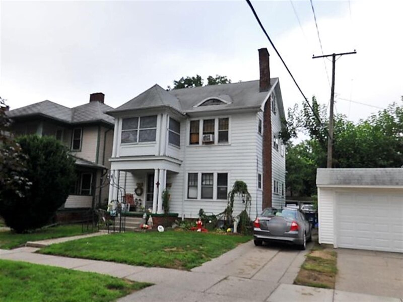 1119 Alcott St in Toledo, OH - Building Photo