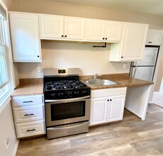 34 Roe Ave in Port Jefferson Station, NY - Building Photo - Building Photo