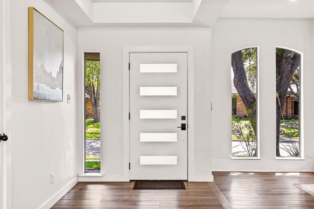 2205 Timberwood in Carrollton, TX - Foto de edificio - Building Photo