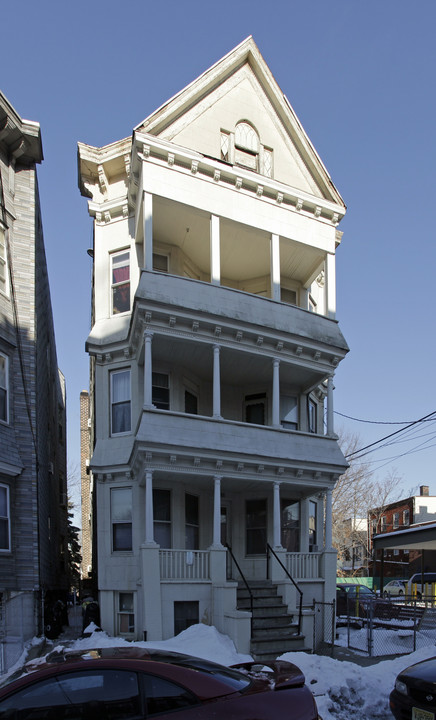 268 Virginia Ave in Jersey City, NJ - Building Photo