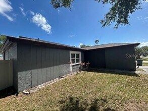 6427 109th Ave in Pinellas Park, FL - Building Photo - Building Photo