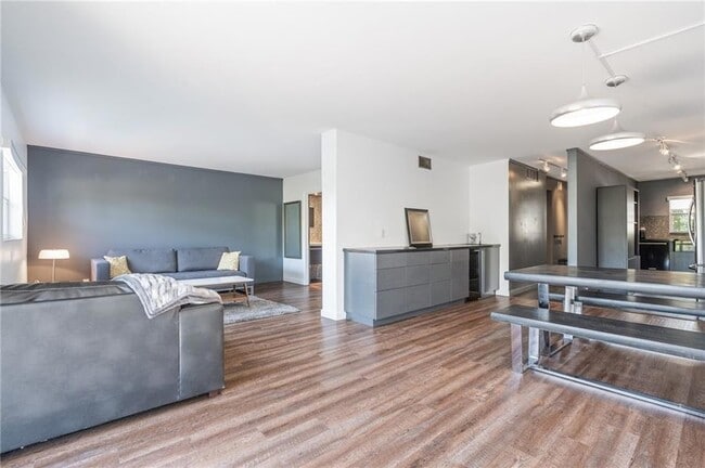 1752 NW 3rd Terrace, Unit 218C in Fort Lauderdale, FL - Building Photo - Building Photo