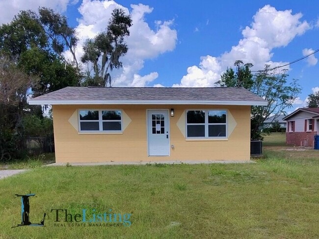 property at 804 SE 5th St