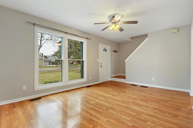 419 Foster Rd in Wauconda, IL - Building Photo - Building Photo