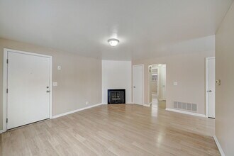 158 W 300 N in Salt Lake City, UT - Building Photo - Building Photo