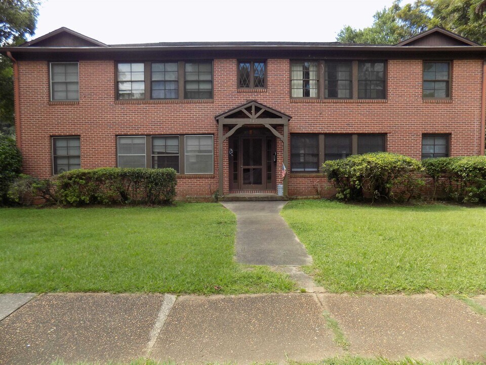 545 E Park Ave in Tallahassee, FL - Foto de edificio