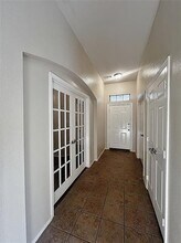 5939 Waterford Dr in Grand Prairie, TX - Foto de edificio - Building Photo