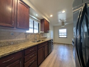 748 W Gage Ave in Fullerton, CA - Building Photo - Building Photo