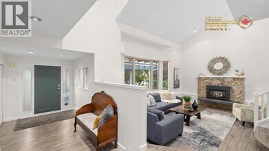 3690 Rutherford Crescent in North Vancouver, BC - Building Photo - Building Photo