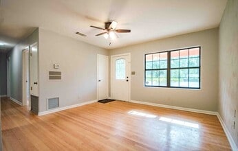 3007 Kevin St in Tallahassee, FL - Building Photo - Building Photo