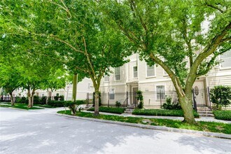 1017 Joe Annie St in Houston, TX - Building Photo - Building Photo