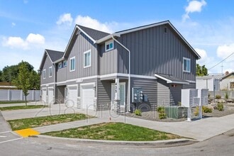 447 2nd Ave in Nampa, ID - Building Photo - Building Photo