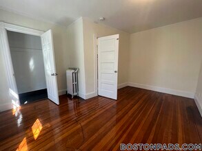 78 Brooks St, Unit 3 in Boston, MA - Building Photo - Building Photo