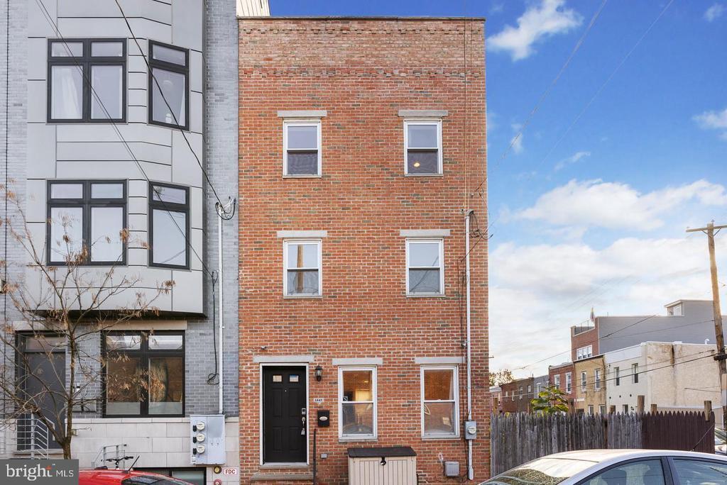 1347 S 20th St in Philadelphia, PA - Building Photo