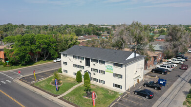 17th Street Apartments in Aurora, CO - Building Photo - Building Photo