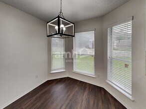 329 Mesquite Hill Dr in Arlington, TX - Building Photo - Building Photo
