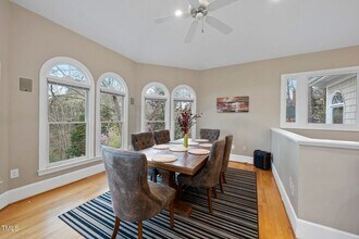 104 Sierra Dr in Chapel Hill, NC - Building Photo - Building Photo