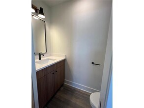 131 W 46th St in Minneapolis, MN - Building Photo - Building Photo