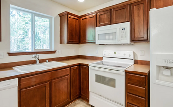 407 Hemming Way in Granite Falls, WA - Building Photo - Building Photo