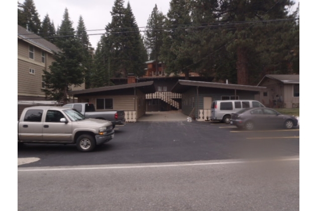 1801 Old Mammoth Rd in Mammoth Lakes, CA - Foto de edificio