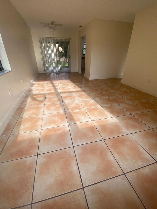 1422 S N St in Lake Worth Beach, FL - Building Photo - Building Photo