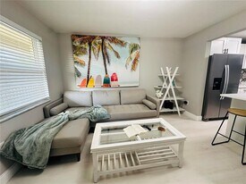 2501 Harn Blvd in Clearwater, FL - Building Photo