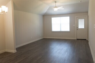 65 County Road 51030 in Cleveland, TX - Building Photo - Building Photo