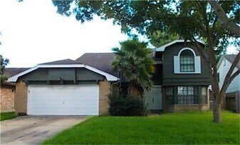 1931 Vinces Bridge St in Sugar Land, TX - Building Photo