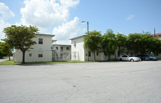 2515 NW 52nd St Apartments