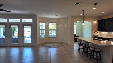 8764 Lookout Pointe Dr in Windermere, FL - Building Photo - Building Photo