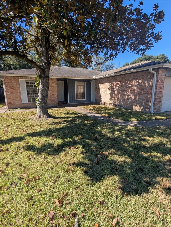 23107 Summergate Dr in Spring, TX - Building Photo - Building Photo