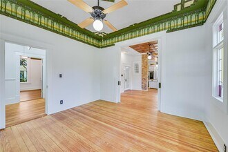 1006 Shelley Ave in Austin, TX - Building Photo - Building Photo