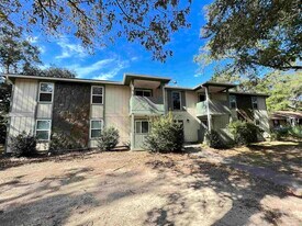 9489 Sunnehanna Blvd in Pensacola, FL - Building Photo